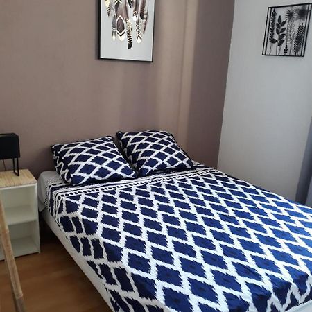 5 Minutes Des Arenes, Parking Gratuit, 6 Couchages نيم المظهر الخارجي الصورة